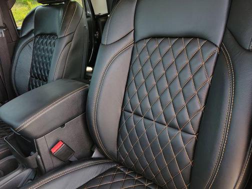 2024 Jeep Gladiator Sport S