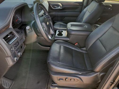 2023 Chevrolet Suburban LS