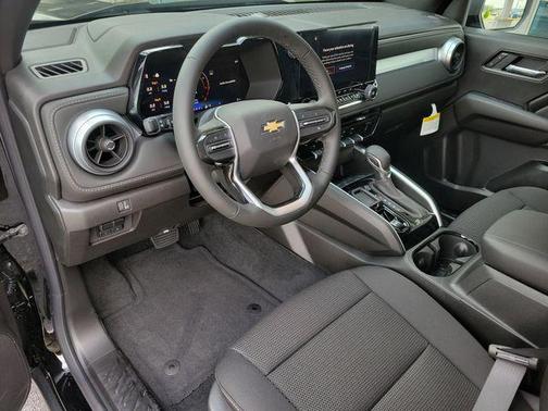 2025 Chevrolet Colorado LT