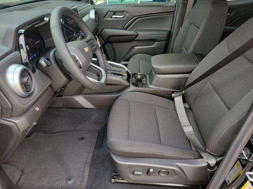 2025 Chevrolet Colorado LT