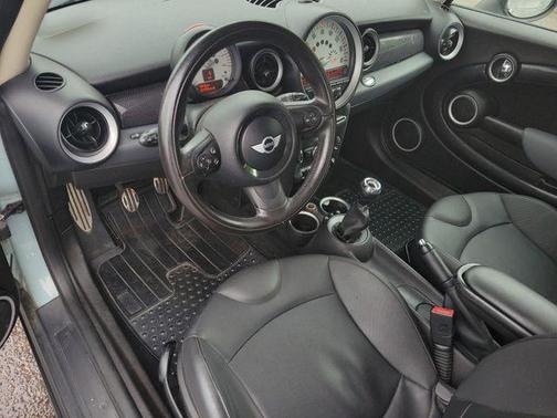 2011 MINI Cooper S Base