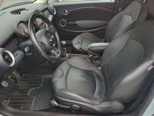 2011 MINI Cooper S Base