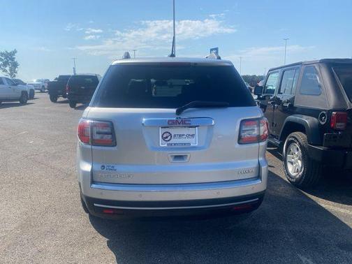 2016 GMC Acadia SLE-2