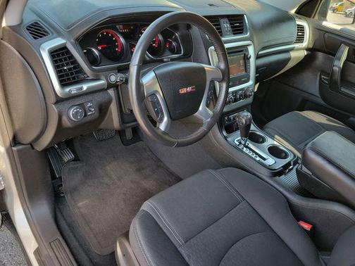 2016 GMC Acadia SLE-2