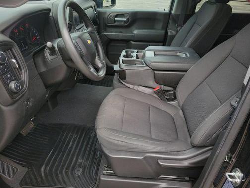2023 Chevrolet Silverado 2500 Custom