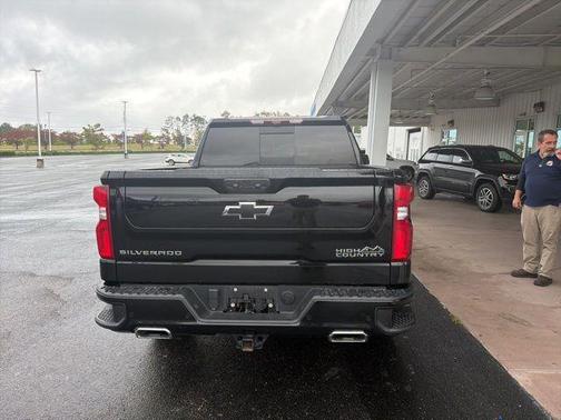 2022 Chevrolet Silverado 1500 High Country