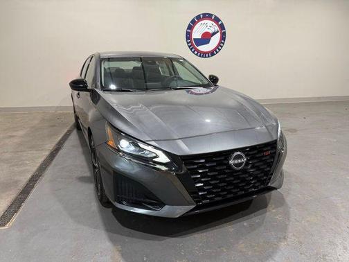2025 Nissan Altima SR FWD
