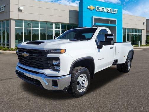 2025 Chevrolet Silverado 3500 WT