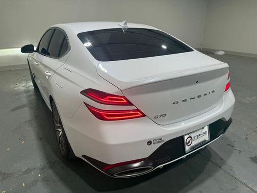 2025 Genesis G70 2.5T RWD