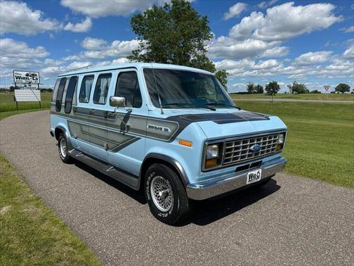 1984 Ford E150 Base 3dr Econoline Cargo Van