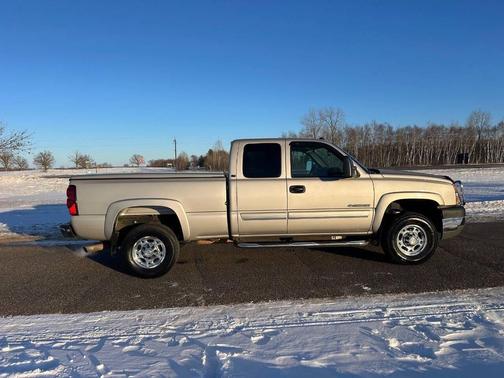 2005 Chevrolet Silverado 2500 LS H/D Extended Cab
