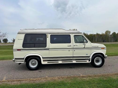 1989 Ford E250 Base