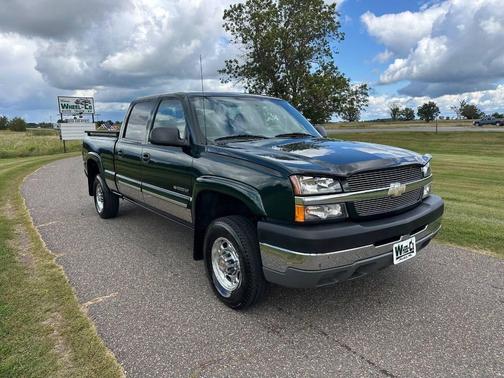 2004 Chevrolet Silverado 2500 LS H/D Crew Cab