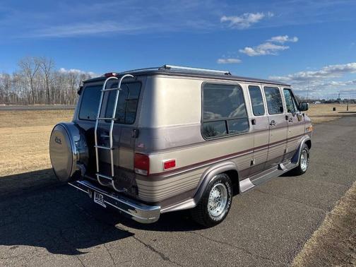 1994 Chevrolet Van G20 2dr Cargo