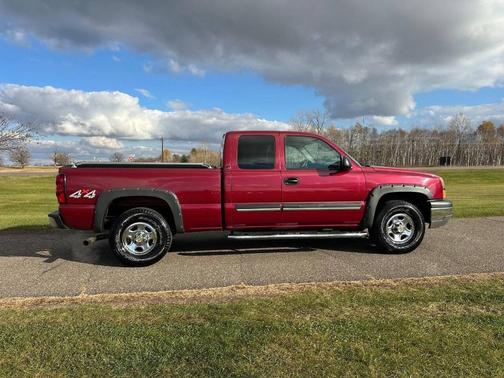 2004 Chevrolet Silverado 1500 LS Extended Cab