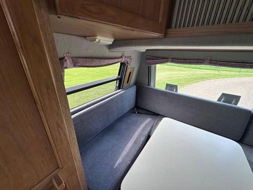White 1997 Dodge Ram Van 3500 3dr Passenger