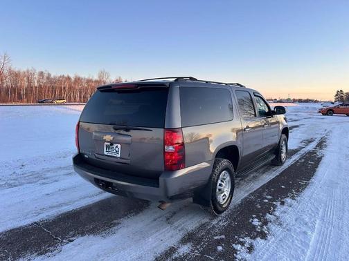 2011 Chevrolet Suburban 2500 LS