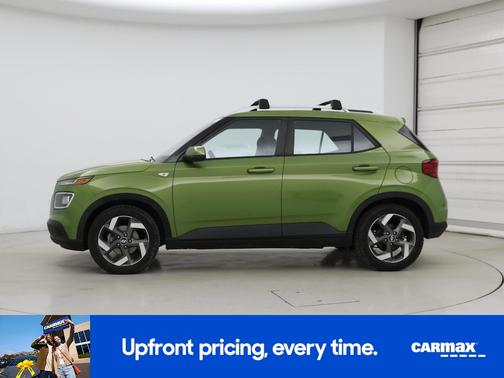 2021 Hyundai VENUE SEL