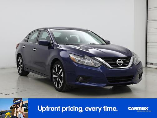 Blue 2018 Nissan Altima SR