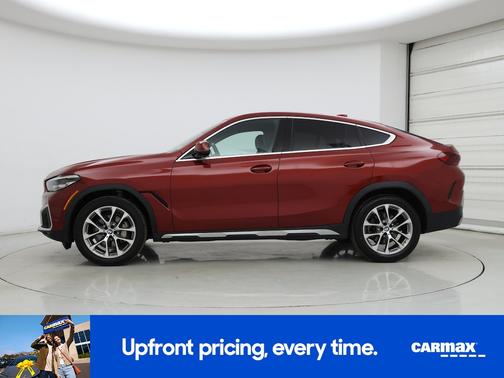 Red 2022 BMW X6 xDrive40i