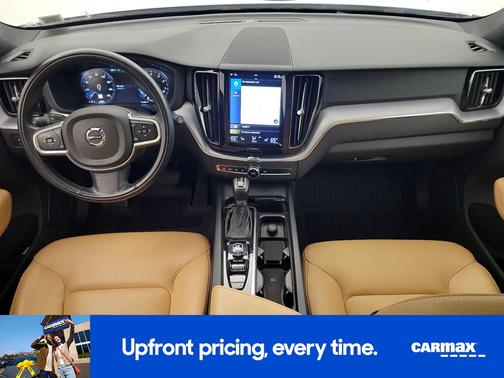 2020 Volvo XC60 T5 Momentum