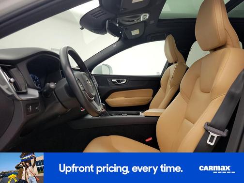 2020 Volvo XC60 T5 Momentum