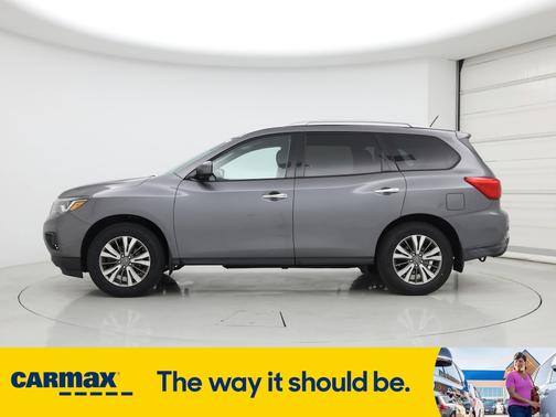 2018 Nissan Pathfinder SV