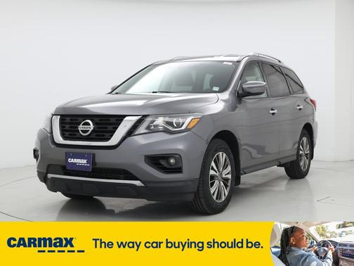 2018 Nissan Pathfinder SV