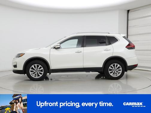 White 2018 Nissan Rogue SV