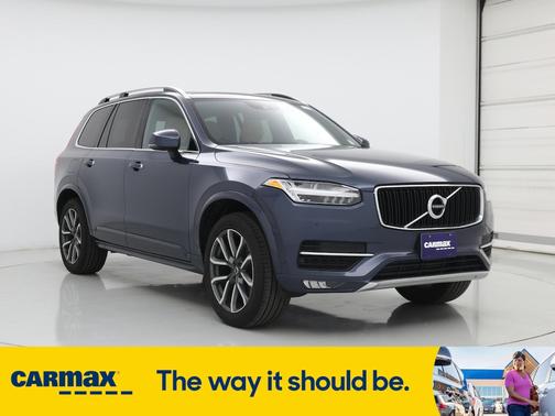 2019 Volvo XC90 T6 Momentum