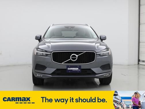 2021 Volvo XC60 T5 Momentum
