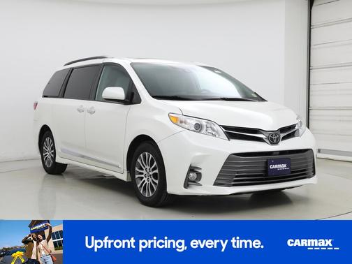 2020 Toyota Sienna XLE Premium