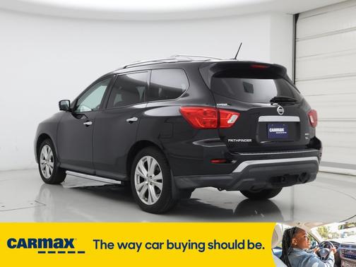 2018 Nissan Pathfinder SL