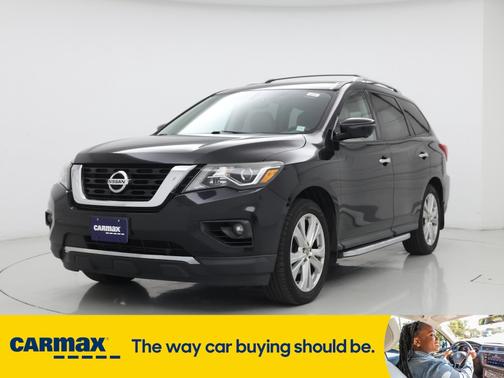 2018 Nissan Pathfinder SL