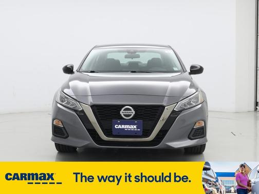 2020 Nissan Altima SR