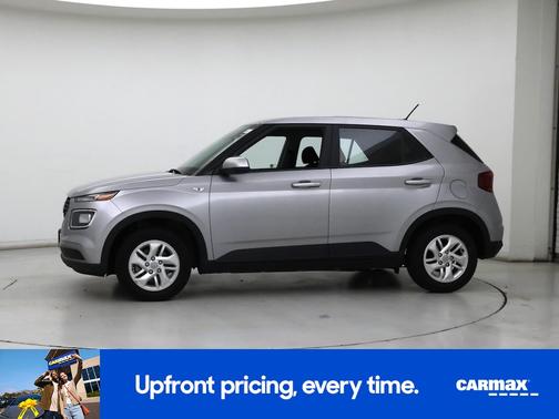 2024 Hyundai VENUE SE