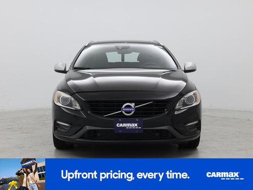 2016 Volvo V60 T6 R-Design