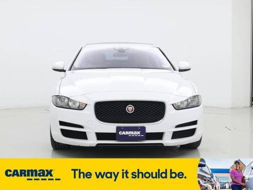 2018 Jaguar XE Premium