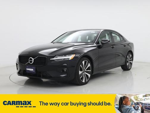 2022 Volvo S60 B5 Inscription