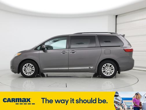 2016 Toyota Sienna XLE