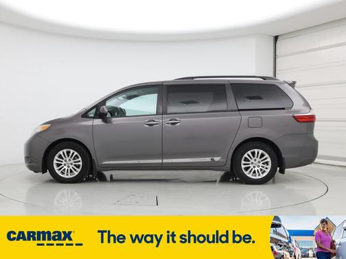 2016 Toyota Sienna XLE