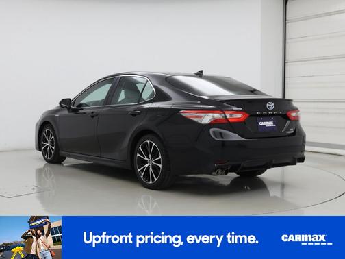 2019 Toyota Camry Hybrid SE