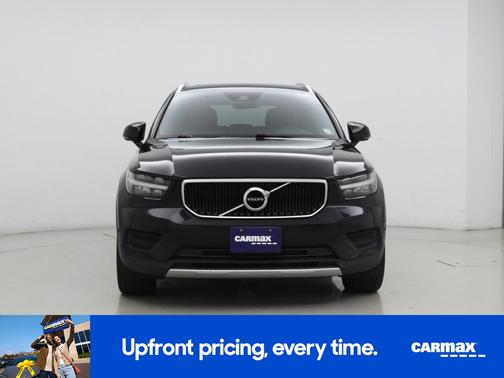 2019 Volvo XC40 T5 Momentum