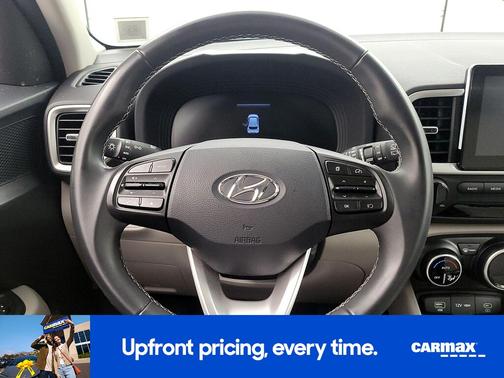 2023 Hyundai VENUE SEL