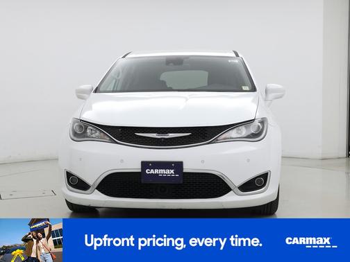 White 2019 Chrysler Pacifica Touring Plus