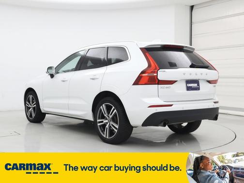 2021 Volvo XC60 T5 Momentum