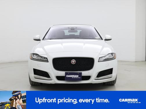2016 Jaguar XF Prestige