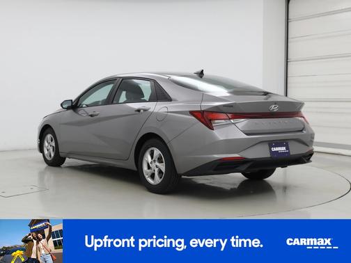 2021 Hyundai ELANTRA SE