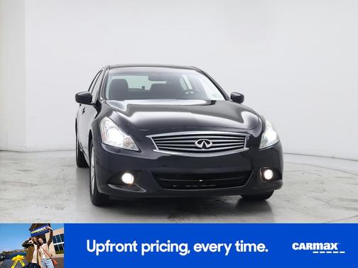 2015 INFINITI Q40 
