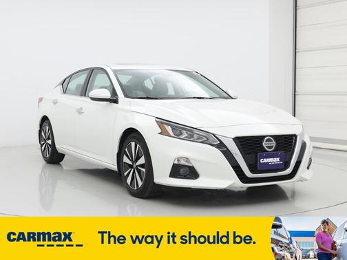 2020 Nissan Altima SV